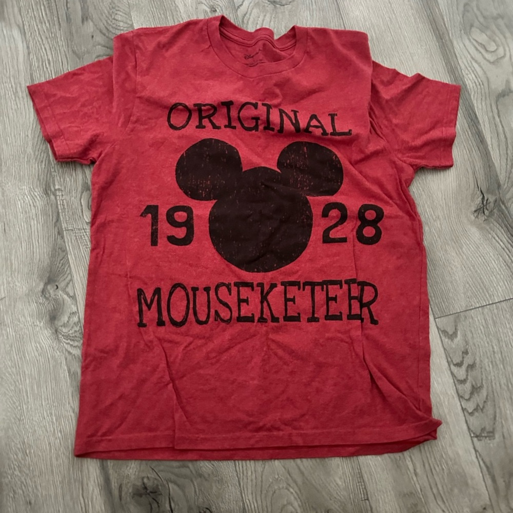 Women's red "Original Mouseketeer 1928" Graphic Tee